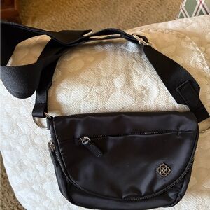 New Kendra Scott Black Crossbody